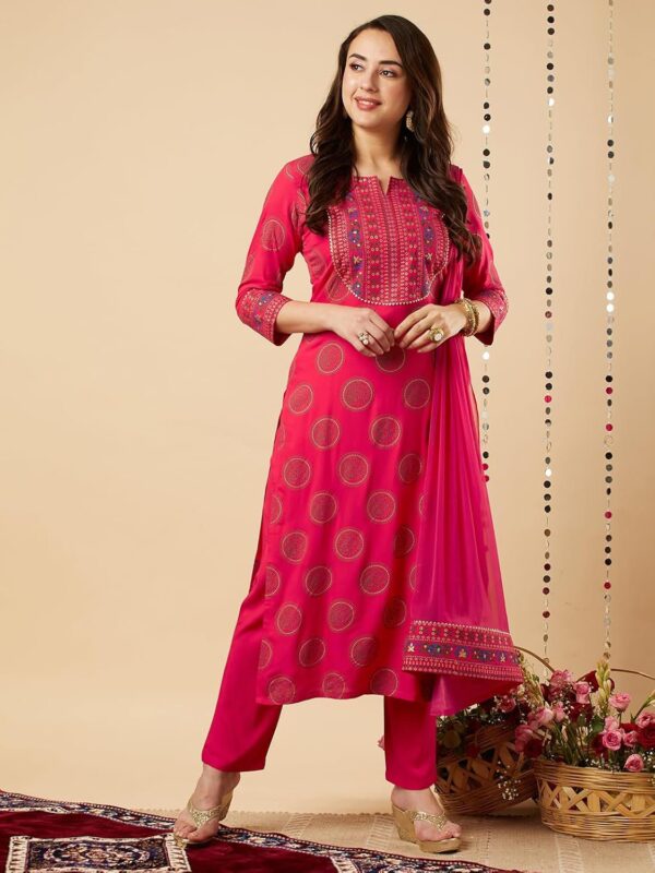 GoSriKi Women's Cotton Blend Straight Printed Kurta with Pant & Dupatta - Image 2